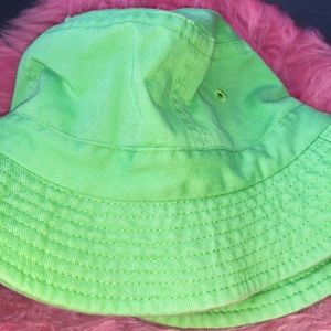 Lime youth large bucket hat